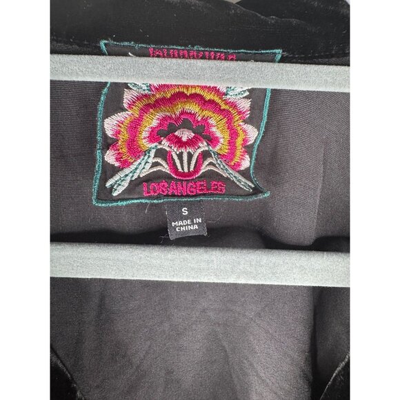 Johnny Was Amarylla Velvet Pop Over Shirt Size S Black Colorful Embroidered - Picture 8 of 8